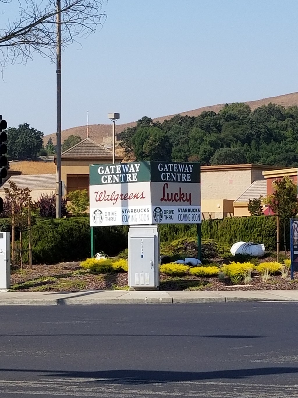 Drive-Thru Starbucks Coming To Gateway&nbsp;Centre